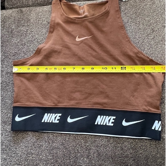 Nike tight fit women’s size medium sports top with tape band signature lettering - Picture 6 of 8